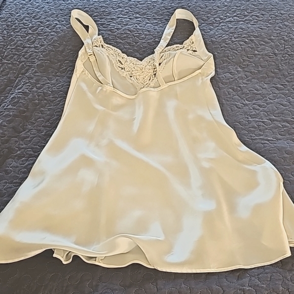 Victoria's Secret Lingerie size S - Picture 5 of 11